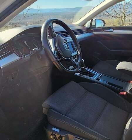 Білий Фольксваген Пассат, об'ємом двигуна 2 л та пробігом 276 тис. км за 15900 $, фото 38 на Automoto.ua