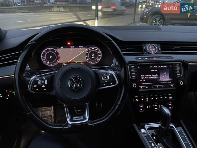 Білий Фольксваген Пассат, об'ємом двигуна 1.97 л та пробігом 243 тис. км за 17500 $, фото 35 на Automoto.ua