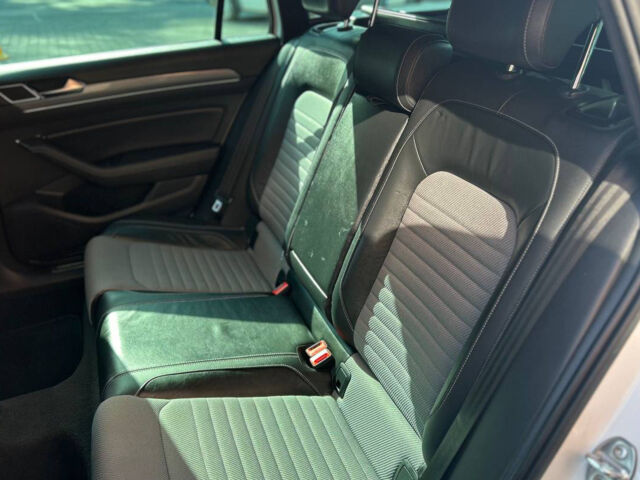 Белый Фольксваген Пассат, объемом двигателя 2 л и пробегом 226 тыс. км за 23500 $, фото 14 на Automoto.ua