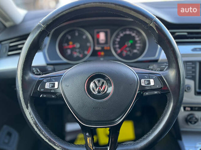 Белый Фольксваген Пассат, объемом двигателя 1.98 л и пробегом 272 тыс. км за 16200 $, фото 10 на Automoto.ua