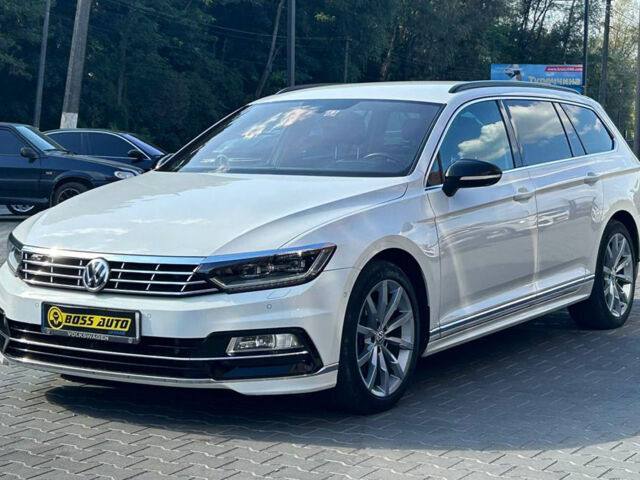 Белый Фольксваген Пассат, объемом двигателя 2 л и пробегом 226 тыс. км за 23500 $, фото 2 на Automoto.ua