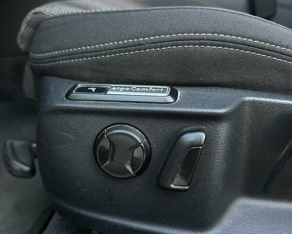 Белый Фольксваген Пассат, объемом двигателя 1.97 л и пробегом 290 тыс. км за 15799 $, фото 30 на Automoto.ua