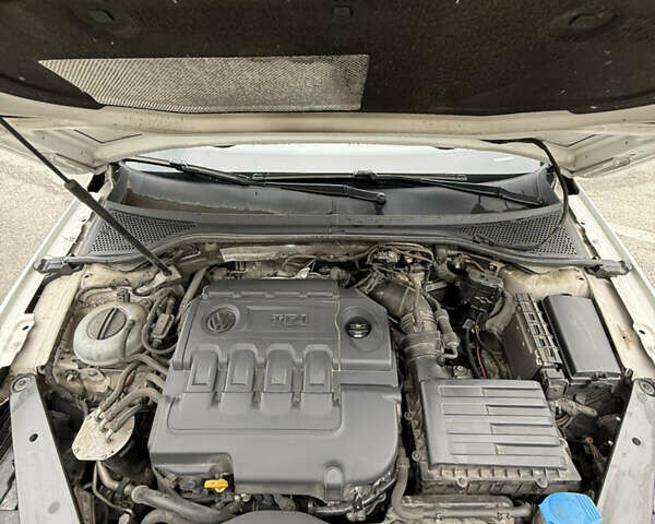 Белый Фольксваген Пассат, объемом двигателя 1.97 л и пробегом 219 тыс. км за 20000 $, фото 17 на Automoto.ua