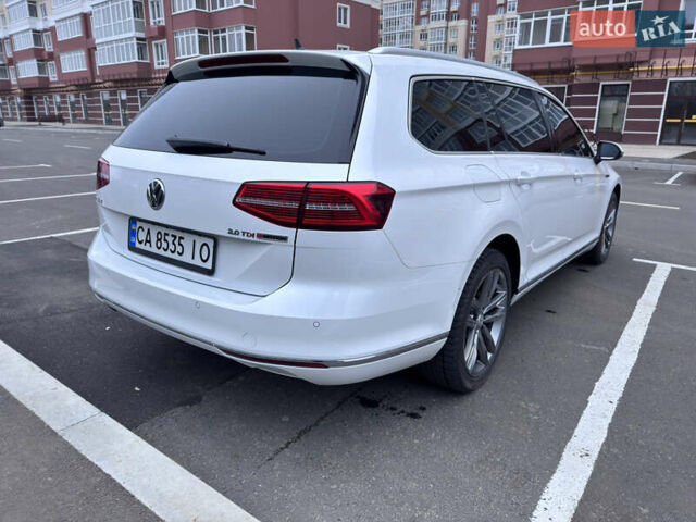 Белый Фольксваген Пассат, объемом двигателя 1.97 л и пробегом 204 тыс. км за 19600 $, фото 12 на Automoto.ua