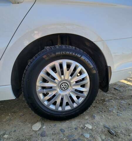 Білий Фольксваген Пассат, об'ємом двигуна 2 л та пробігом 276 тис. км за 15900 $, фото 45 на Automoto.ua