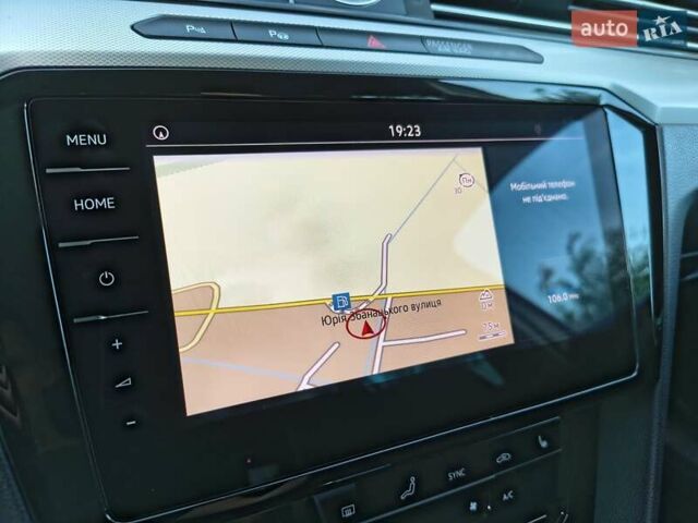 Білий Фольксваген Пассат, об'ємом двигуна 1.97 л та пробігом 290 тис. км за 19500 $, фото 19 на Automoto.ua