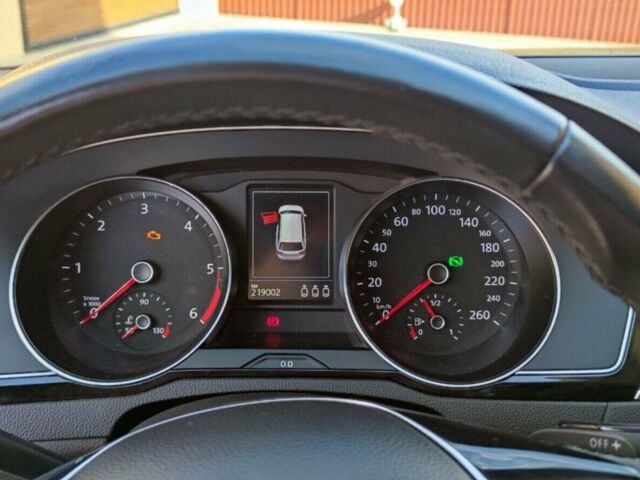 Белый Фольксваген Пассат, объемом двигателя 1.97 л и пробегом 240 тыс. км за 18500 $, фото 22 на Automoto.ua
