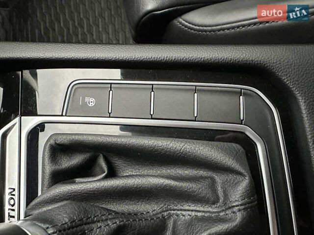 Белый Фольксваген Пассат, объемом двигателя 2 л и пробегом 260 тыс. км за 18250 $, фото 26 на Automoto.ua