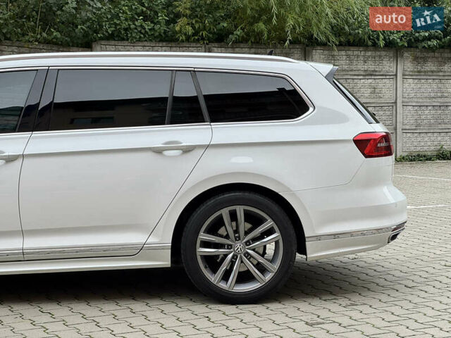 Белый Фольксваген Пассат, объемом двигателя 1.6 л и пробегом 262 тыс. км за 16000 $, фото 9 на Automoto.ua