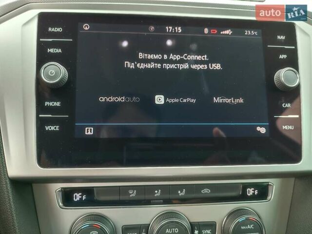 Белый Фольксваген Пассат, объемом двигателя 2 л и пробегом 273 тыс. км за 16300 $, фото 31 на Automoto.ua