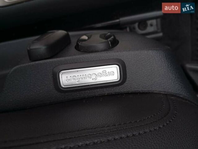 Білий Фольксваген Пассат, об'ємом двигуна 1.97 л та пробігом 195 тис. км за 18500 $, фото 60 на Automoto.ua