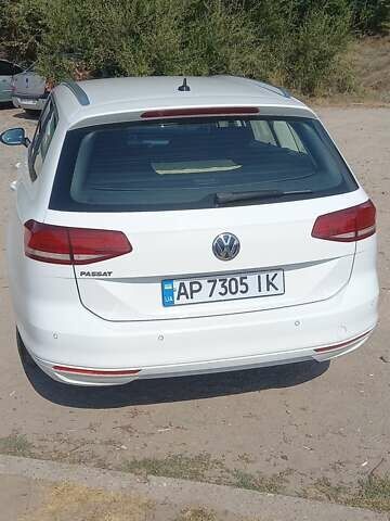 Білий Фольксваген Пассат, об'ємом двигуна 1.6 л та пробігом 192 тис. км за 18200 $, фото 4 на Automoto.ua