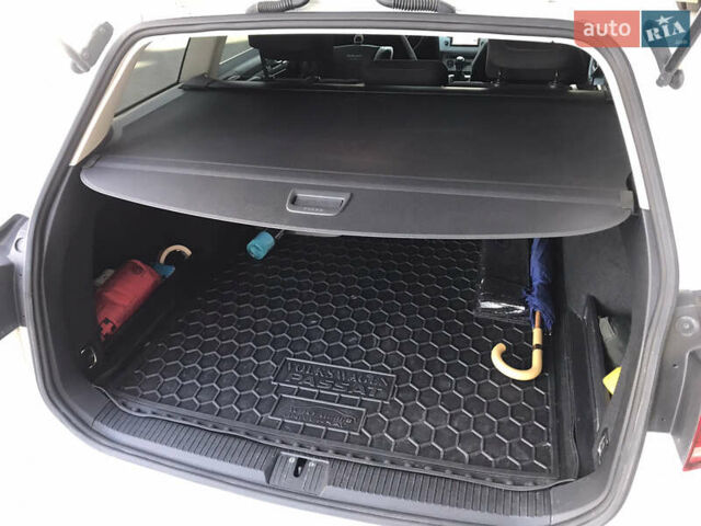 Белый Фольксваген Пассат, объемом двигателя 2 л и пробегом 270 тыс. км за 14500 $, фото 21 на Automoto.ua