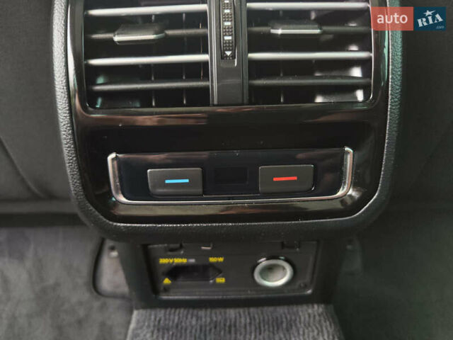 Белый Фольксваген Пассат, объемом двигателя 1.97 л и пробегом 236 тыс. км за 17300 $, фото 18 на Automoto.ua