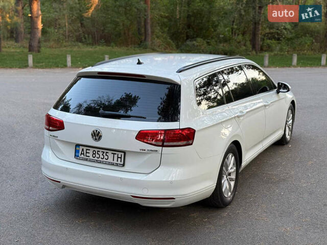 Белый Фольксваген Пассат, объемом двигателя 1.6 л и пробегом 200 тыс. км за 12900 $, фото 4 на Automoto.ua