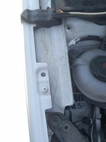 Білий Фольксваген Пассат, об'ємом двигуна 1.6 л та пробігом 192 тис. км за 18200 $, фото 18 на Automoto.ua