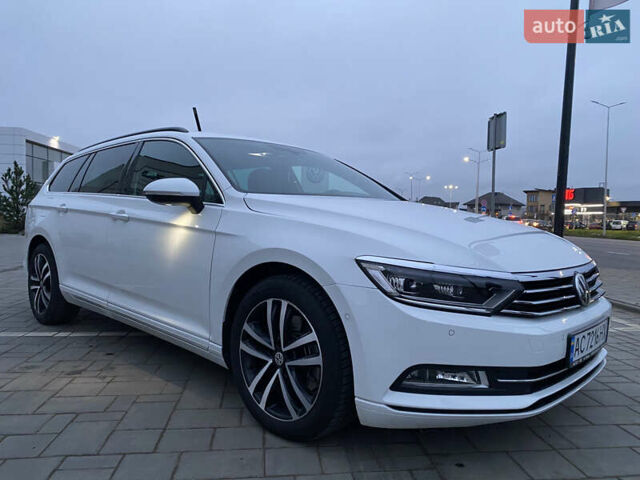 Білий Фольксваген Пассат, об'ємом двигуна 1.97 л та пробігом 243 тис. км за 17500 $, фото 2 на Automoto.ua