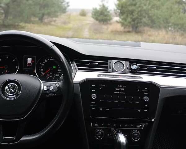 Білий Фольксваген Пассат, об'ємом двигуна 1.97 л та пробігом 195 тис. км за 18500 $, фото 46 на Automoto.ua