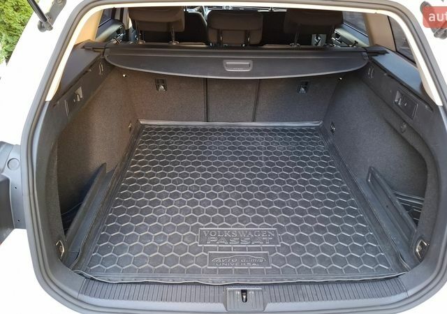 Білий Фольксваген Пассат, об'ємом двигуна 1.97 л та пробігом 232 тис. км за 15500 $, фото 20 на Automoto.ua