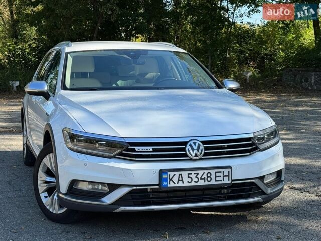 Белый Фольксваген Пассат, объемом двигателя 1.97 л и пробегом 325 тыс. км за 18000 $, фото 2 на Automoto.ua