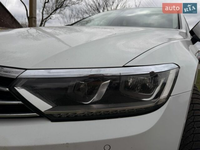 Білий Фольксваген Пассат, об'ємом двигуна 1.97 л та пробігом 359 тис. км за 20000 $, фото 15 на Automoto.ua