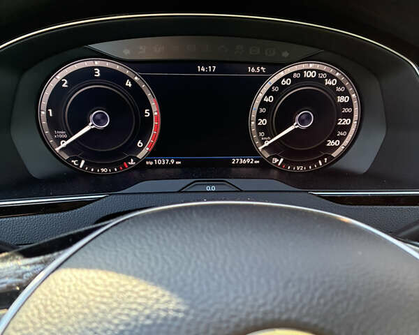 Белый Фольксваген Пассат, объемом двигателя 1.97 л и пробегом 273 тыс. км за 18000 $, фото 11 на Automoto.ua