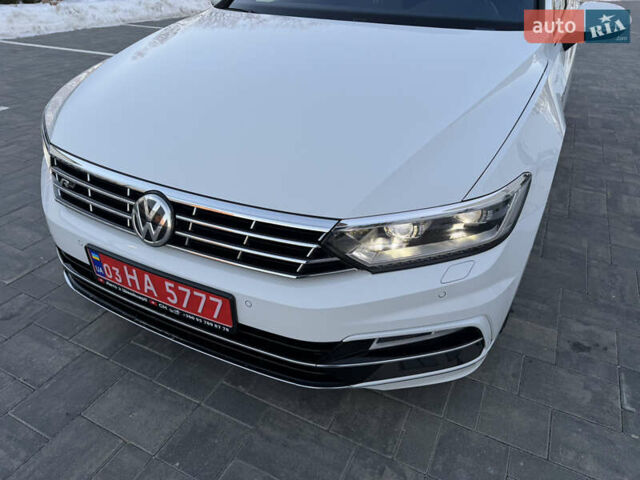 Білий Фольксваген Пассат, об'ємом двигуна 2 л та пробігом 281 тис. км за 18700 $, фото 12 на Automoto.ua