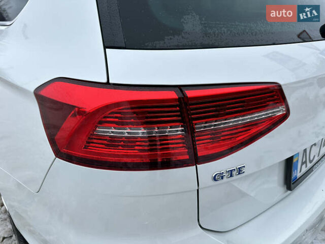 Белый Фольксваген Пассат, объемом двигателя 1.4 л и пробегом 189 тыс. км за 18999 $, фото 31 на Automoto.ua