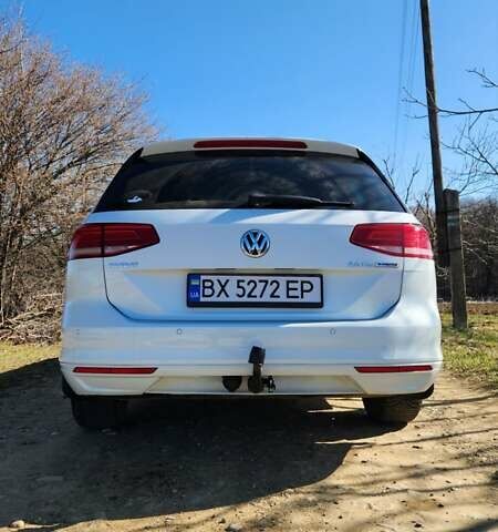 Білий Фольксваген Пассат, об'ємом двигуна 2 л та пробігом 276 тис. км за 15900 $, фото 41 на Automoto.ua