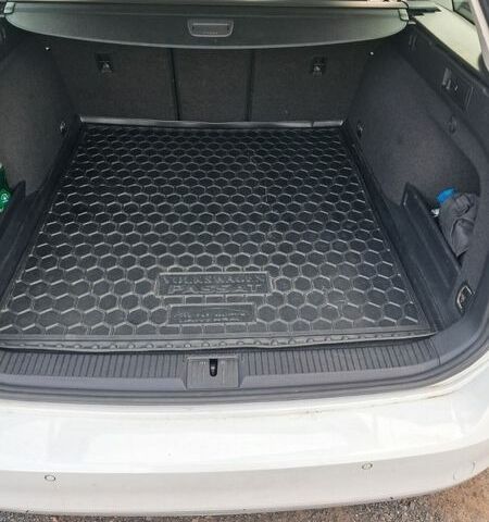 Білий Фольксваген Пассат, об'ємом двигуна 1.97 л та пробігом 229 тис. км за 15200 $, фото 16 на Automoto.ua