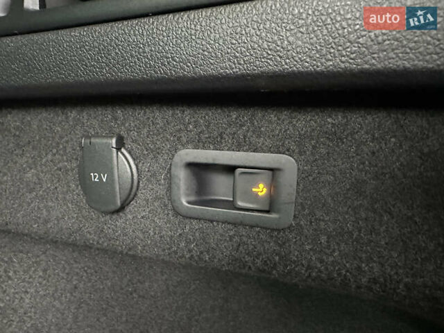 Белый Фольксваген Пассат, объемом двигателя 2 л и пробегом 260 тыс. км за 18200 $, фото 35 на Automoto.ua