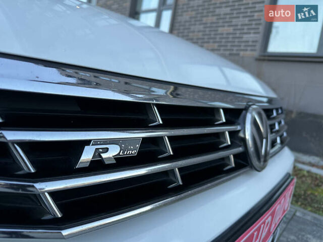 Белый Фольксваген Пассат, объемом двигателя 2 л и пробегом 260 тыс. км за 18200 $, фото 12 на Automoto.ua