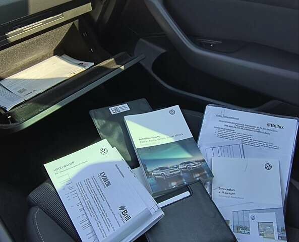 Белый Фольксваген Пассат, объемом двигателя 1.6 л и пробегом 218 тыс. км за 14950 $, фото 36 на Automoto.ua