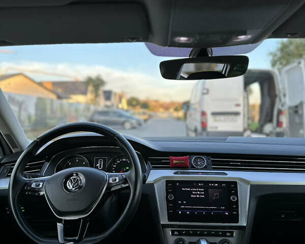 Білий Фольксваген Пассат, об'ємом двигуна 1.97 л та пробігом 290 тис. км за 15499 $, фото 35 на Automoto.ua