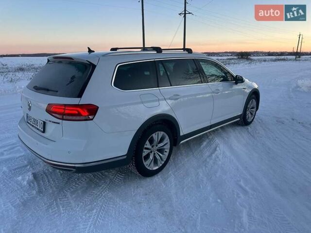 Белый Фольксваген Пассат, объемом двигателя 1.97 л и пробегом 210 тыс. км за 22500 $, фото 8 на Automoto.ua