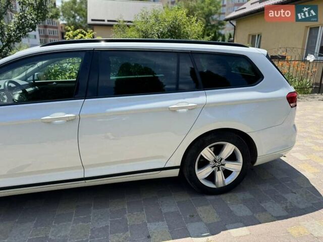 Білий Фольксваген Пассат, об'ємом двигуна 1.97 л та пробігом 198 тис. км за 17800 $, фото 16 на Automoto.ua