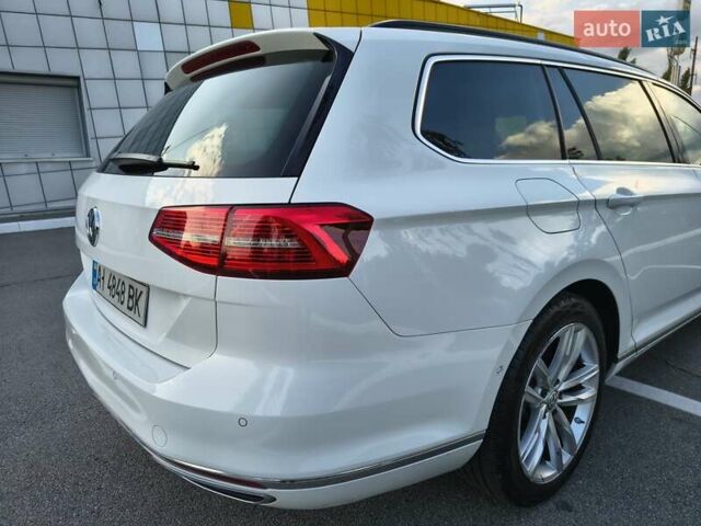 Білий Фольксваген Пассат, об'ємом двигуна 1.97 л та пробігом 290 тис. км за 19500 $, фото 17 на Automoto.ua