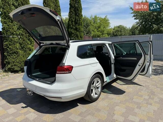 Білий Фольксваген Пассат, об'ємом двигуна 1.97 л та пробігом 198 тис. км за 17800 $, фото 22 на Automoto.ua