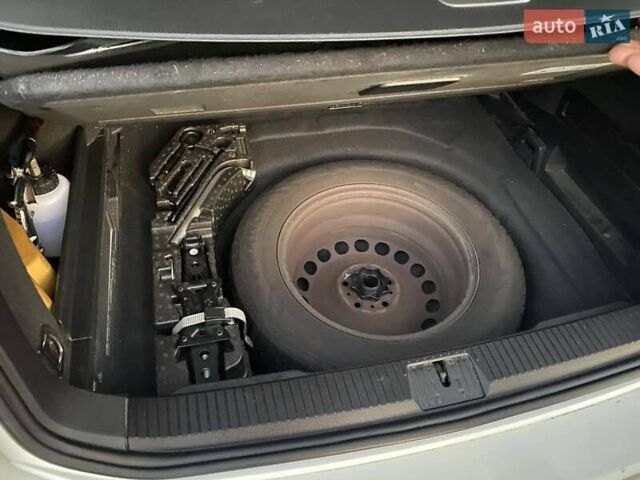 Білий Фольксваген Пассат, об'ємом двигуна 1.97 л та пробігом 380 тис. км за 12350 $, фото 33 на Automoto.ua