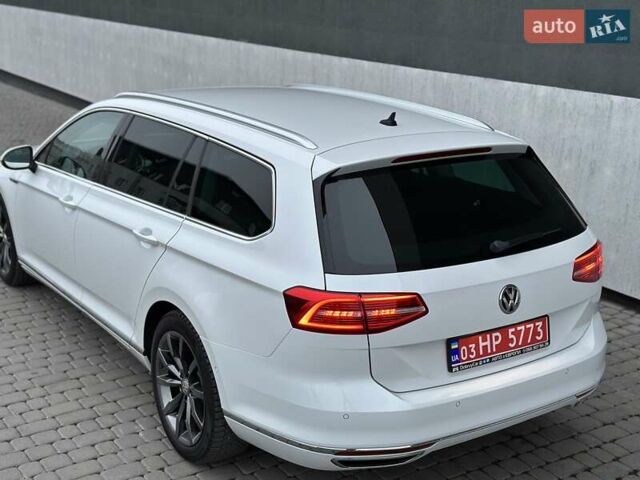 Білий Фольксваген Пассат, об'ємом двигуна 1.97 л та пробігом 239 тис. км за 19500 $, фото 25 на Automoto.ua