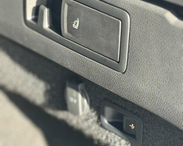 Белый Фольксваген Пассат, объемом двигателя 2 л и пробегом 223 тыс. км за 21500 $, фото 15 на Automoto.ua