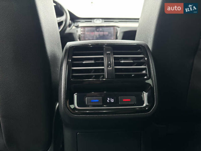 Белый Фольксваген Пассат, объемом двигателя 1.97 л и пробегом 268 тыс. км за 17890 $, фото 51 на Automoto.ua