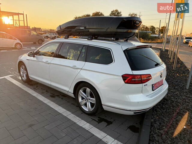 Белый Фольксваген Пассат, объемом двигателя 1.4 л и пробегом 200 тыс. км за 19000 $, фото 3 на Automoto.ua