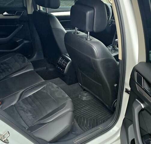 Белый Фольксваген Пассат, объемом двигателя 1.97 л и пробегом 223 тыс. км за 18290 $, фото 25 на Automoto.ua