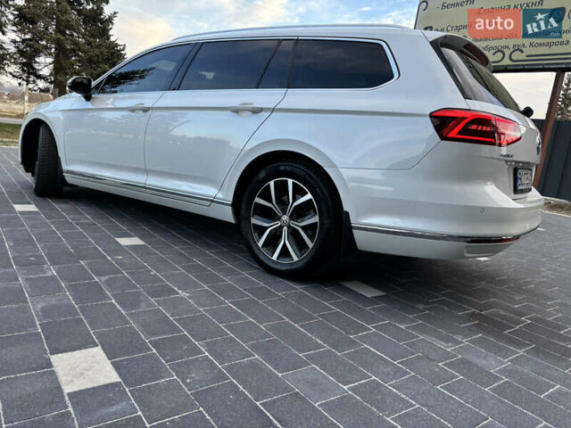 Белый Фольксваген Пассат, объемом двигателя 1.97 л и пробегом 269 тыс. км за 17890 $, фото 27 на Automoto.ua