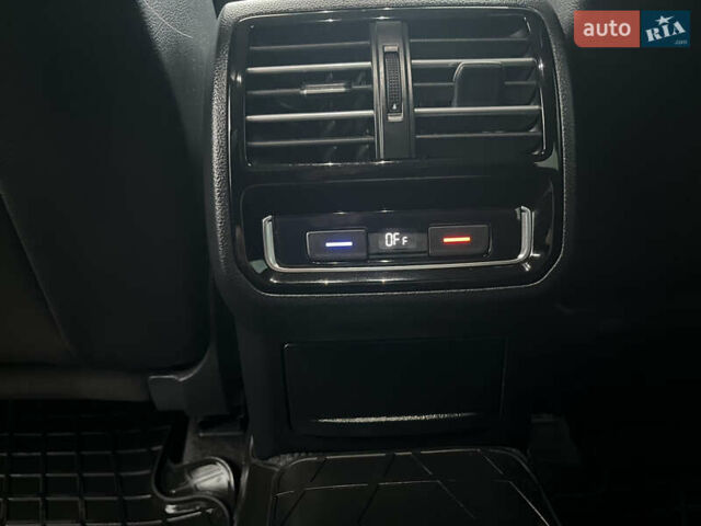 Белый Фольксваген Пассат, объемом двигателя 1.97 л и пробегом 267 тыс. км за 17890 $, фото 64 на Automoto.ua