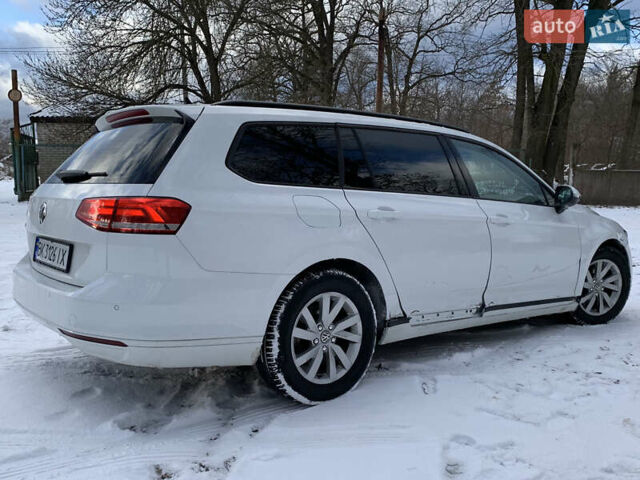 Білий Фольксваген Пассат, об'ємом двигуна 1.97 л та пробігом 229 тис. км за 12500 $, фото 6 на Automoto.ua
