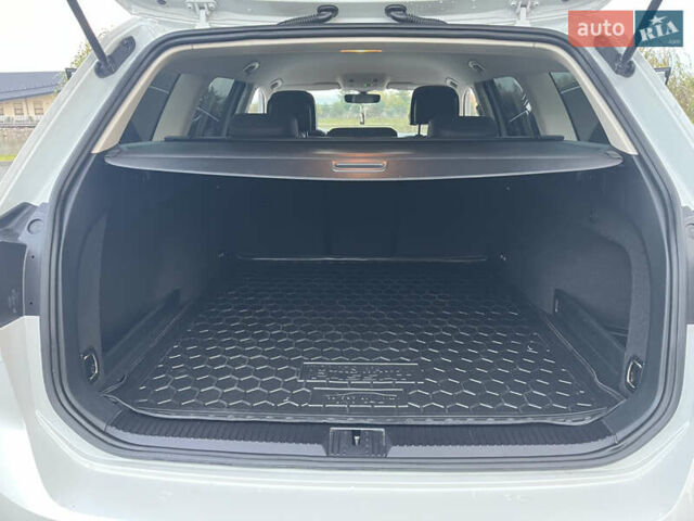 Белый Фольксваген Пассат, объемом двигателя 1.97 л и пробегом 267 тыс. км за 17890 $, фото 99 на Automoto.ua