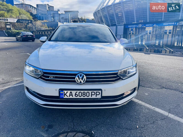 Белый Фольксваген Пассат, объемом двигателя 1.97 л и пробегом 275 тыс. км за 16499 $, фото 12 на Automoto.ua