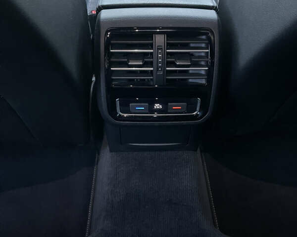 Белый Фольксваген Пассат, объемом двигателя 2 л и пробегом 212 тыс. км за 19500 $, фото 6 на Automoto.ua